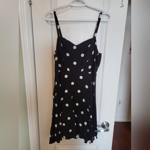 Old Navy Dress, Medium, Polka Dot, Black & White - Picture 1 of 4